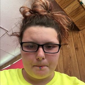 Meet your Posher, Kimberly